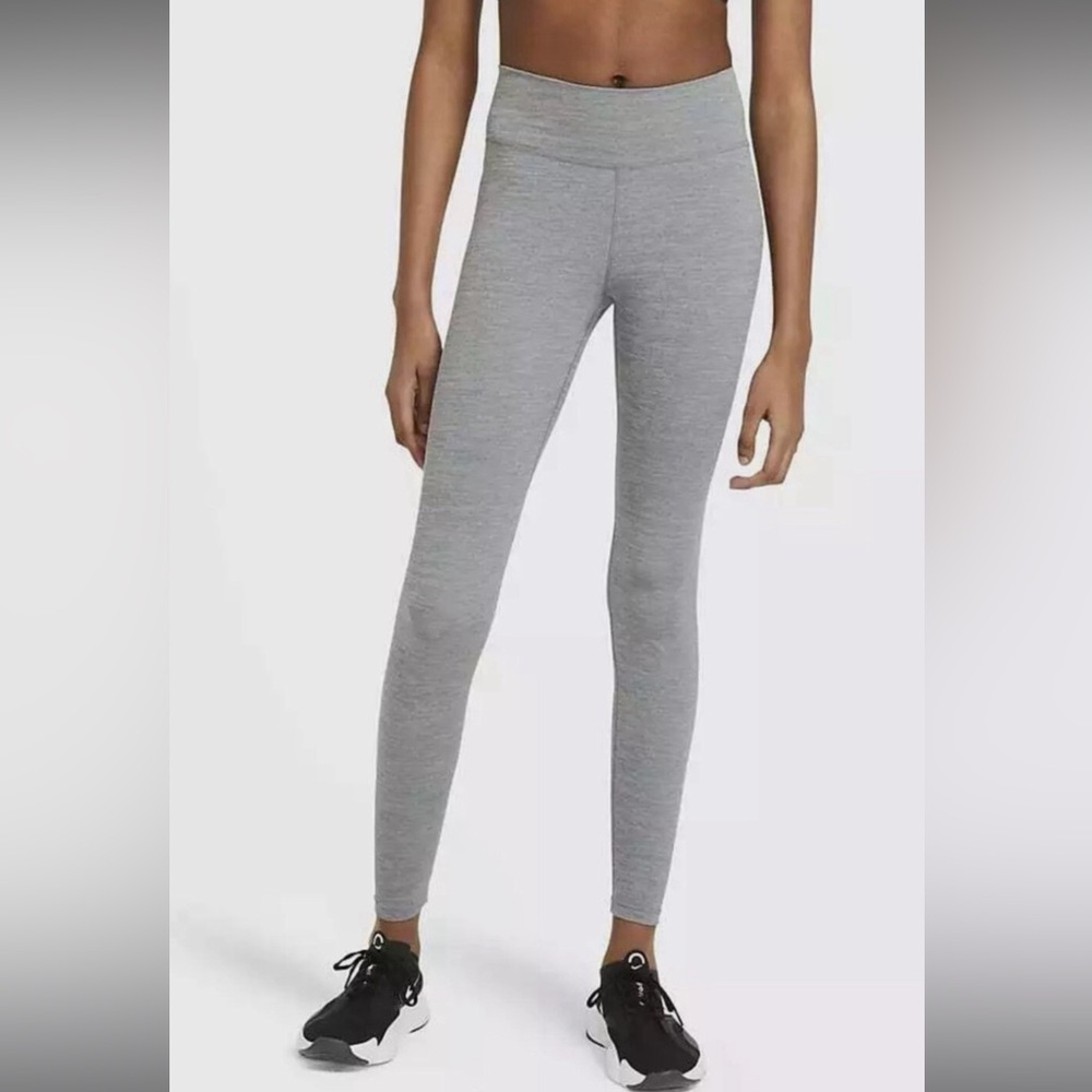 Women’s NEW WITH TAG, Nike One Tight Fit, Mid Rise, Full Length Leggings